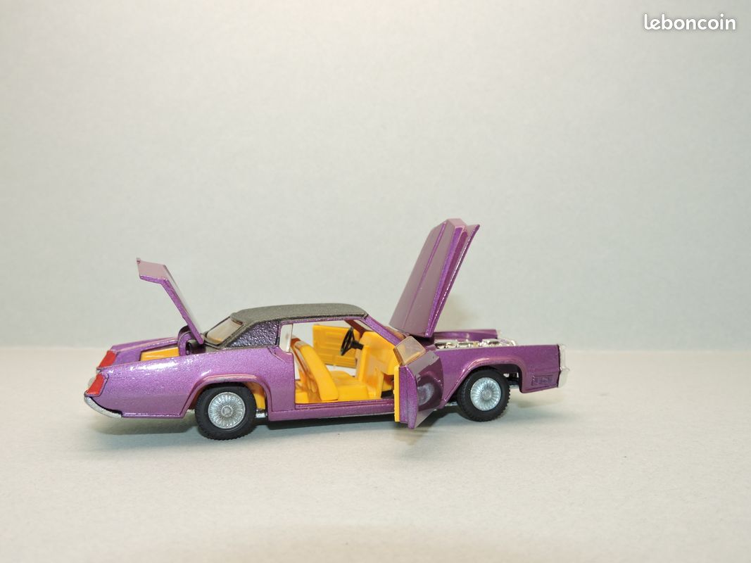 Dinky Toys 131 - CADILLAC ELDORADO TOURER 1956 - Saumon - Boîte D'origine