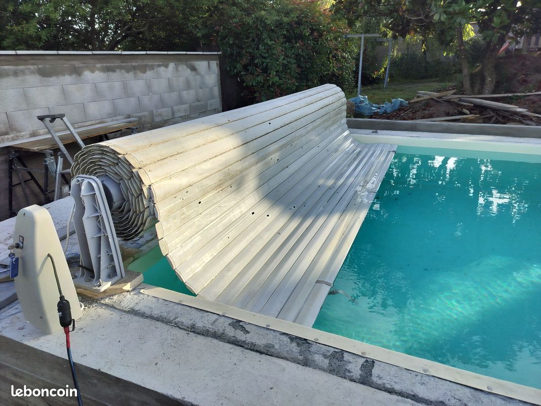 Volet roulant hors sol pour piscine 10x4m (image 4)
