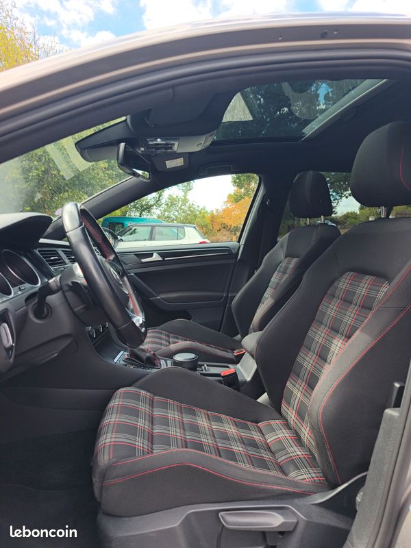VOLKSWAGEN GOLF VII GTI PERFORMANCE 230cv 2.0 TSI (image 3)