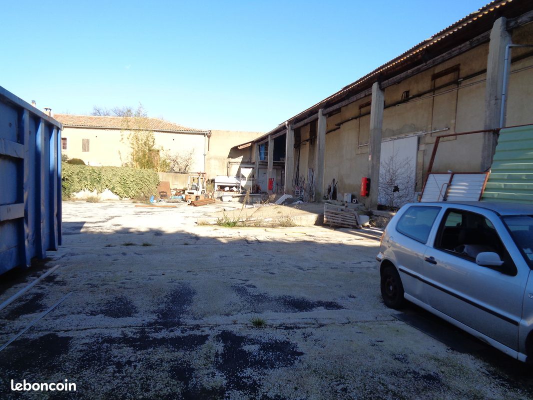 Local 900 m² Aimargues (image 13)