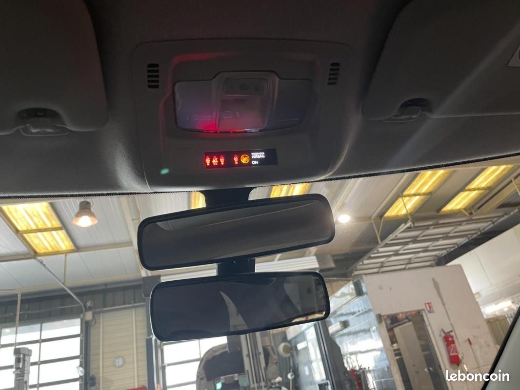 Citroën C3 BlueHDi 100 BVM6 You (image 16)