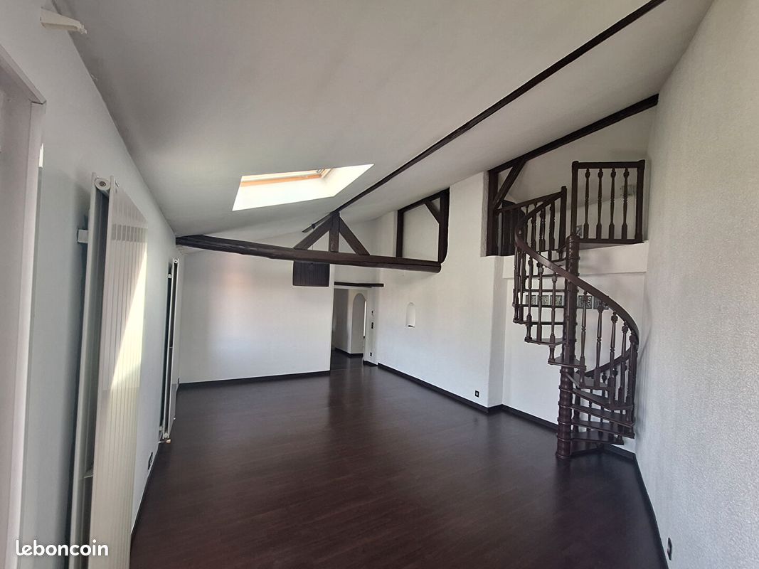 Appartement 4 pièces 98 m² · au Ban-Saint-Martin · 98 m² · 980 €/mois