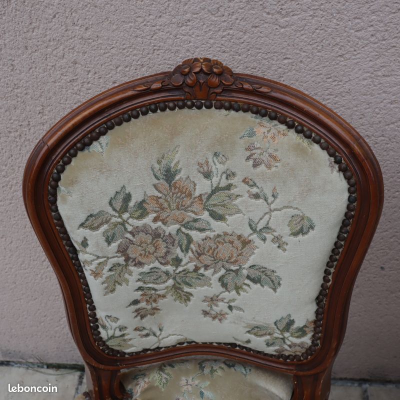 Ensemble de 6 chaises à restaurer (image 4)