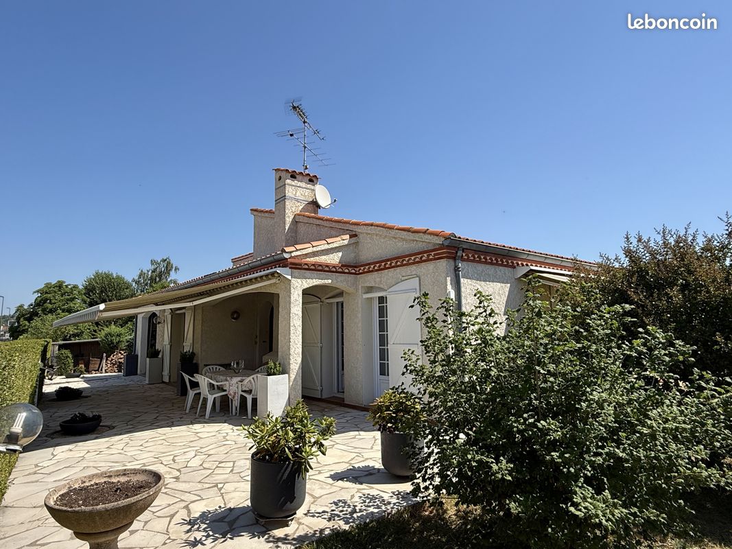 Maison 4 pièces 104 m² · à Terssac · 104 m² · 255 000 €
