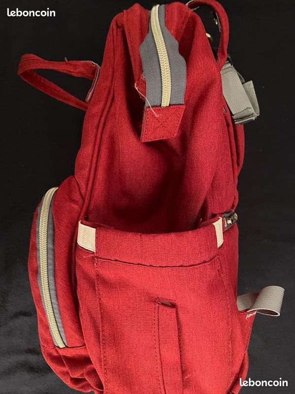 Sac à dos / Sac à langer rouge LEQUEEN - très bon état (image 5)