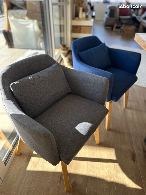 Chaises tissus bleues et grises (image 4)