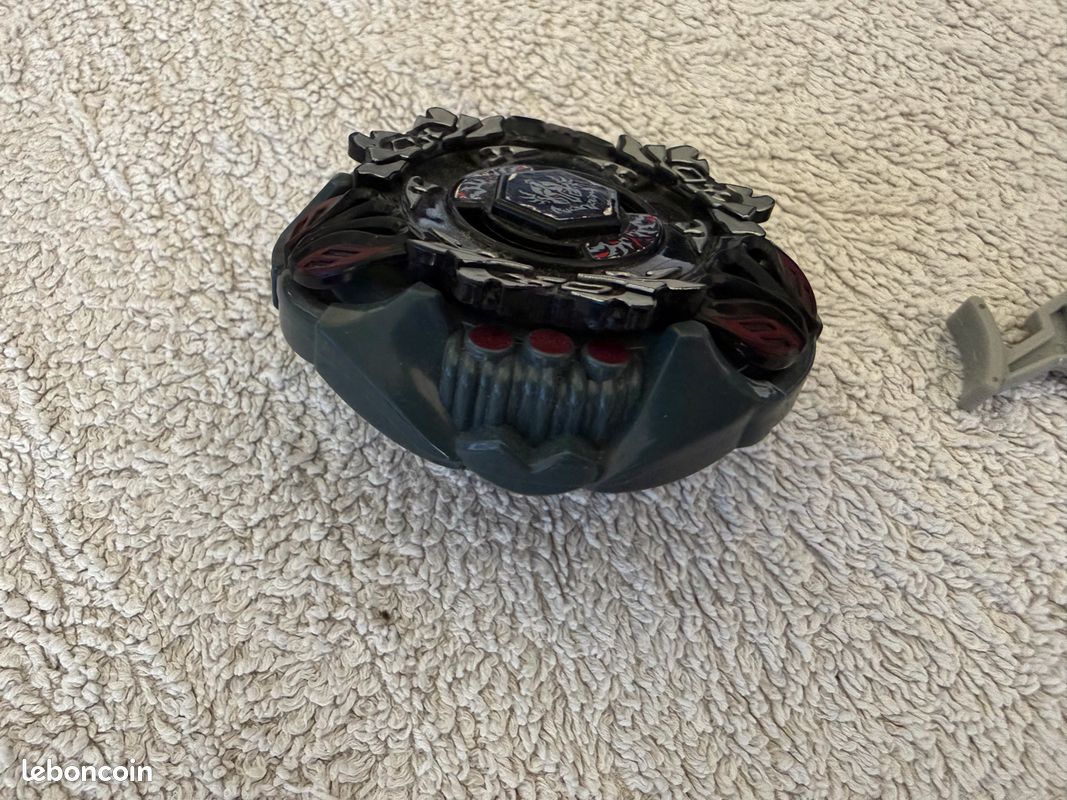 Jouet Toupie Beyblade Metal Fury Electronique (image 3)