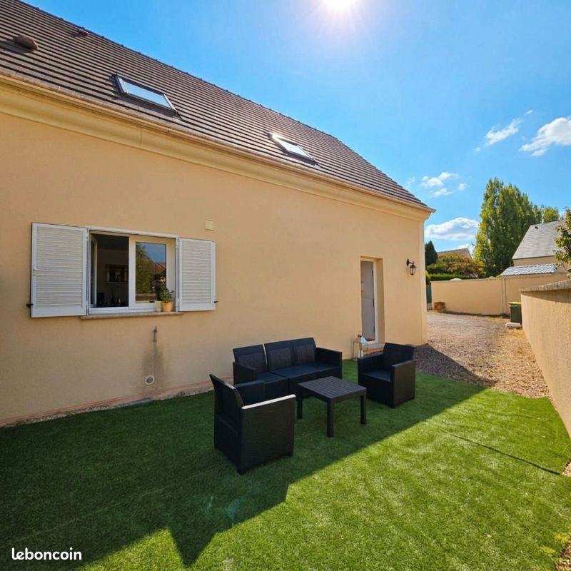 Maison 5 pièces 90 m² · à Garancières · 90 m² · 1 400 €/mois