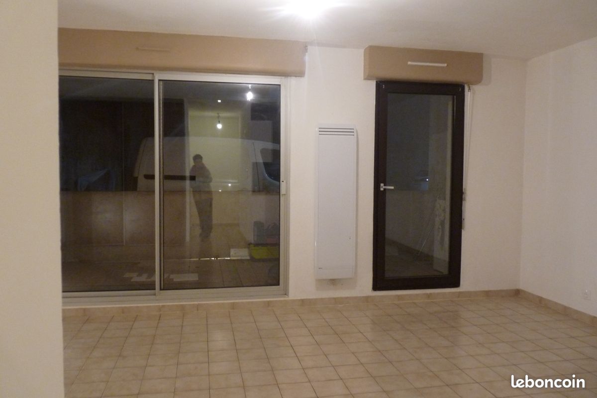 Appartement a louer nimes - 1 pièce(s) - 35 m2 - Surfyn
