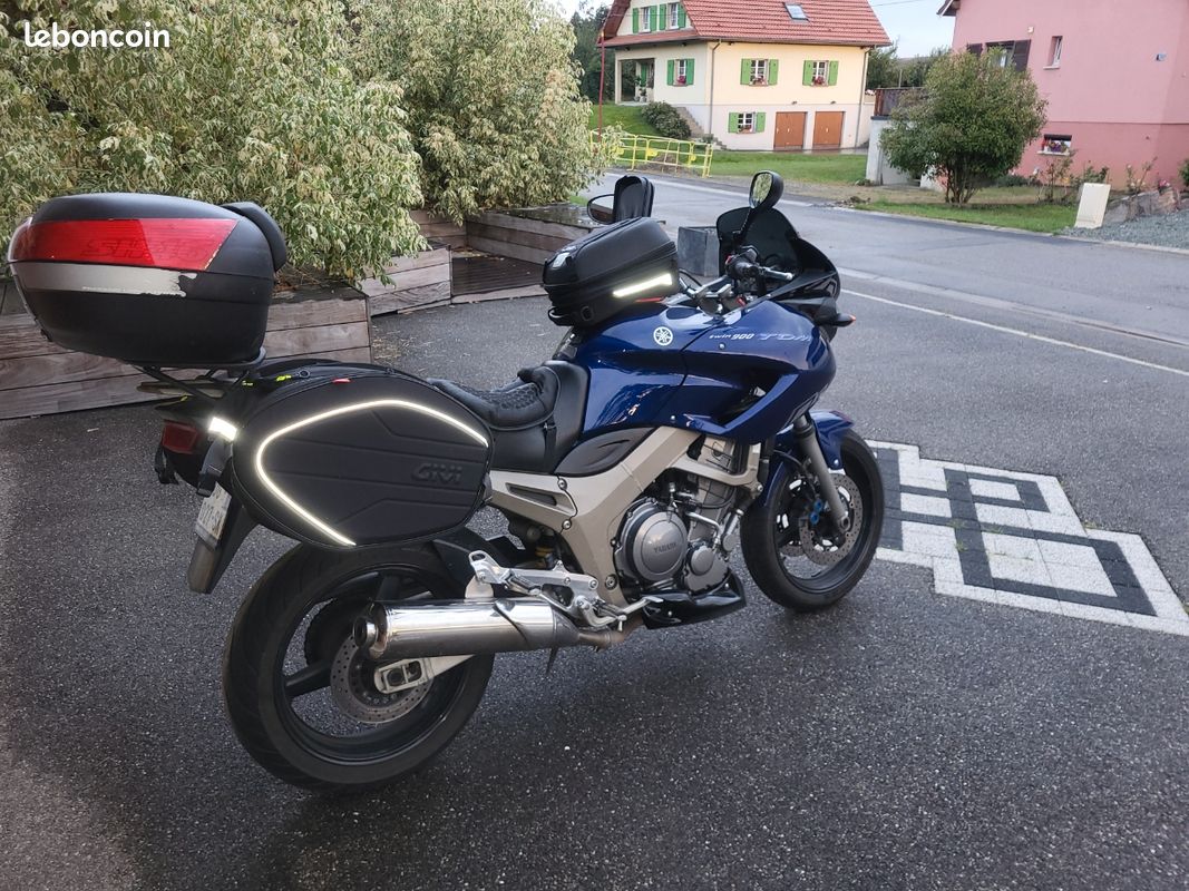 Tdm 900 (image 1)