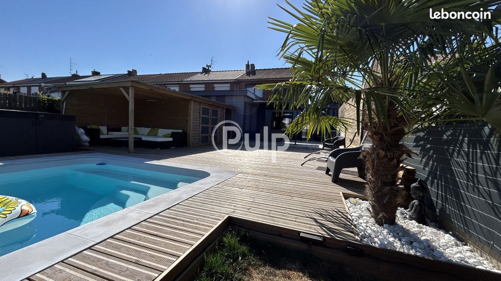 Maison 131 m² · à Méricourt · 131 m² · 250 000 €