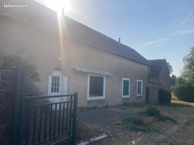 Maison 3 pièces 84 m² · à Malicorne-sur-Sarthe · 84 m² · 550 €
