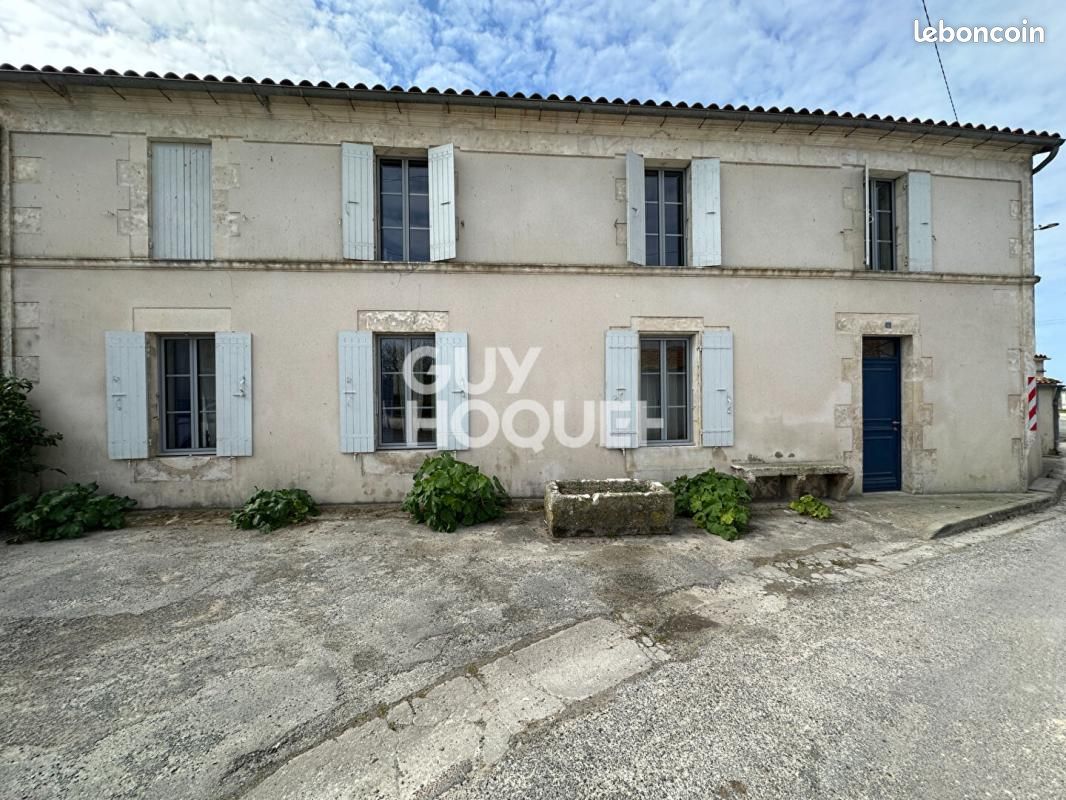 Maison 5 pièces 138 m² · à Saint-Just-Luzac · 138 m² · 196 900 €