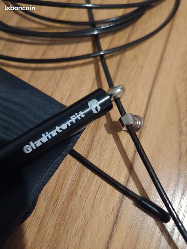Corde à Sauter Speed Carbone - Poignées Ergonomiques, Câble Ajustable Pour Entraînement Intensif