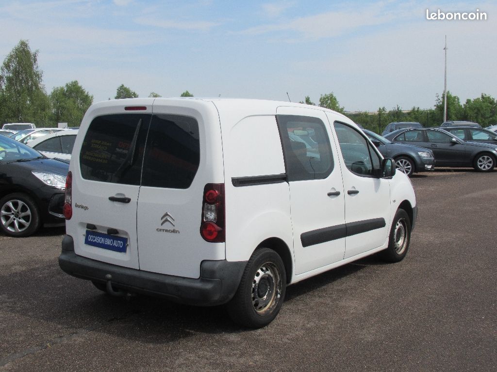 Citroën Berlingo CABINE 1.6HDI 100ch CONFORT (image 4)