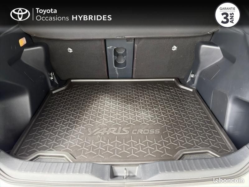 Toyota Yaris Cross 116h Design MY22 (image 10)