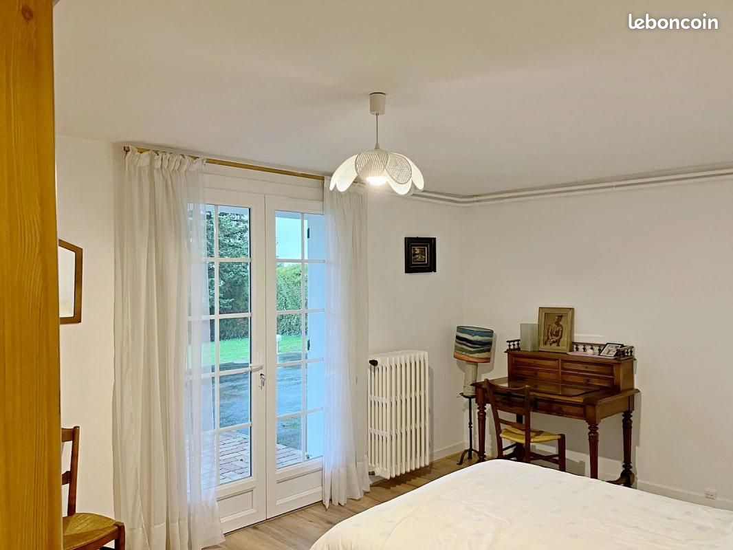 Maison 8 pièces 190 m² - Magnac-sur-Touvre 16600 (image principale 7)