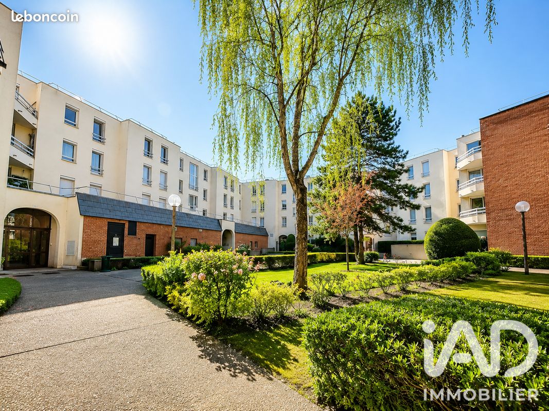 Appartement 3 pièces 67 m² · à Montigny-le-Bretonneux · 67 m² · 264 700 €