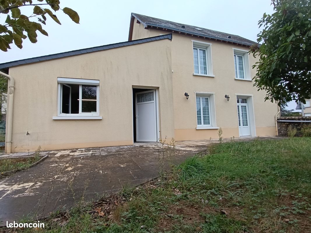 Maison 5 pièces 128 m² · à Loué · 128 m² · 160 000 €