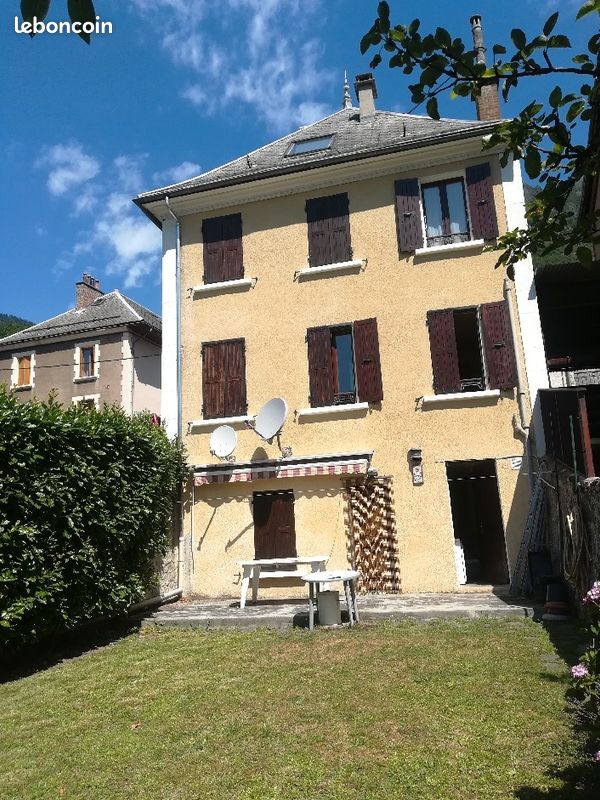 Maison 5 pièces 120 m² · à Valbonnais · 120 m² · 169 000 €