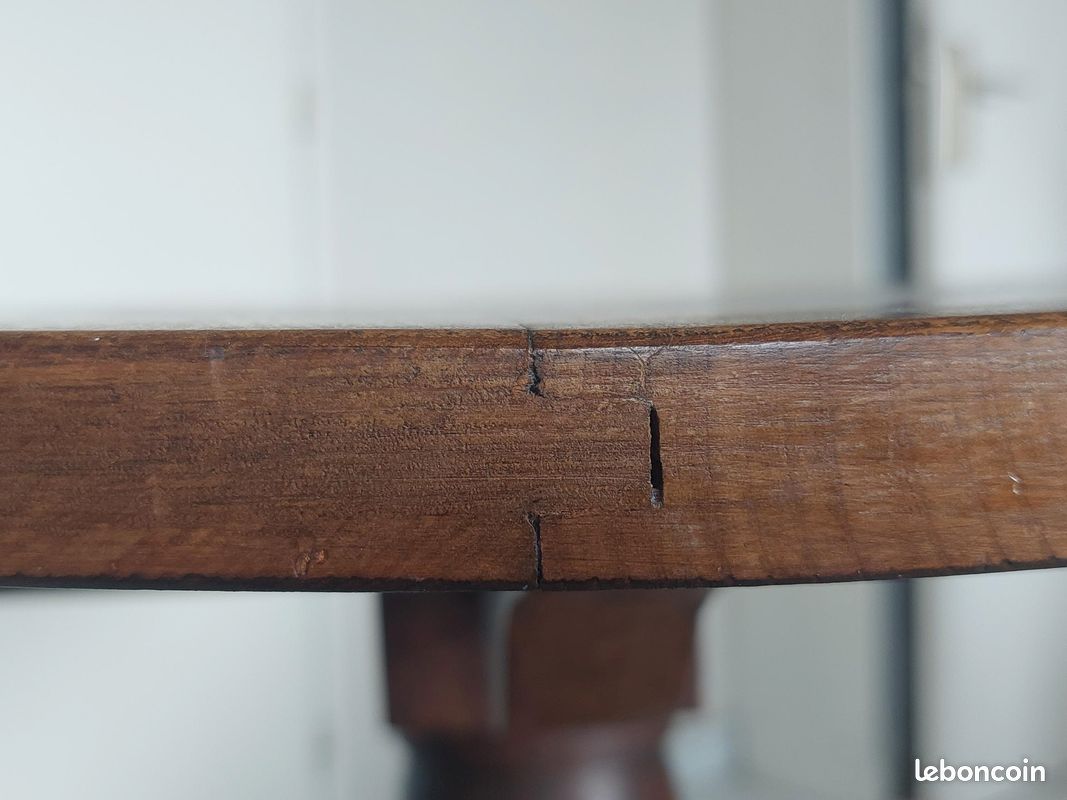 Table d’appoint bois massif / guéridon, pied central tourné (image 10)