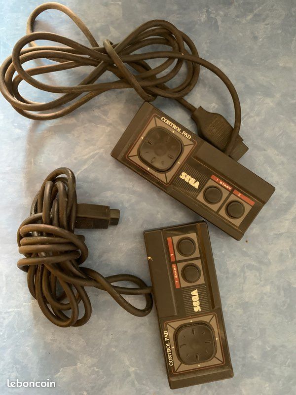Console sega + 2 manettes (image 7)