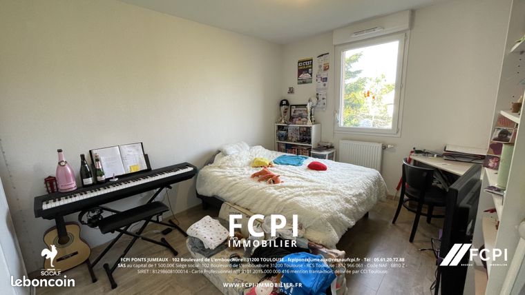 https://img.leboncoin.fr/api/v1/lbcpb1/images/ec/1b/21/ec1b2144d218eb9477ee5842fa1c85d3d52fbdf5.jpg?rule=ad-image