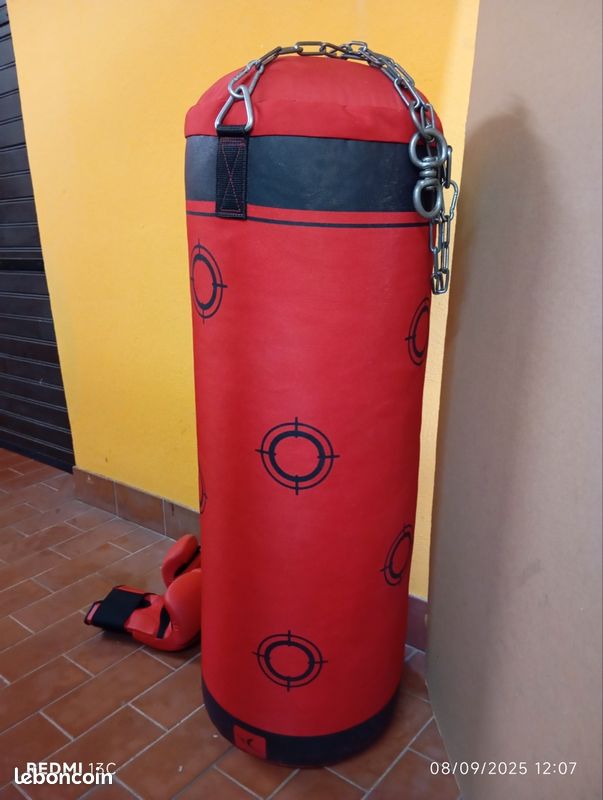 Bag Sacco Da Boxe Domyos 20 Kg Sac De Frappe Domyos 20 Kg 90 Cm Avec