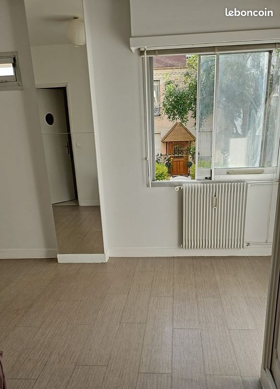 Appartement 1 pièce(s) 20 m²à louer Puteaux