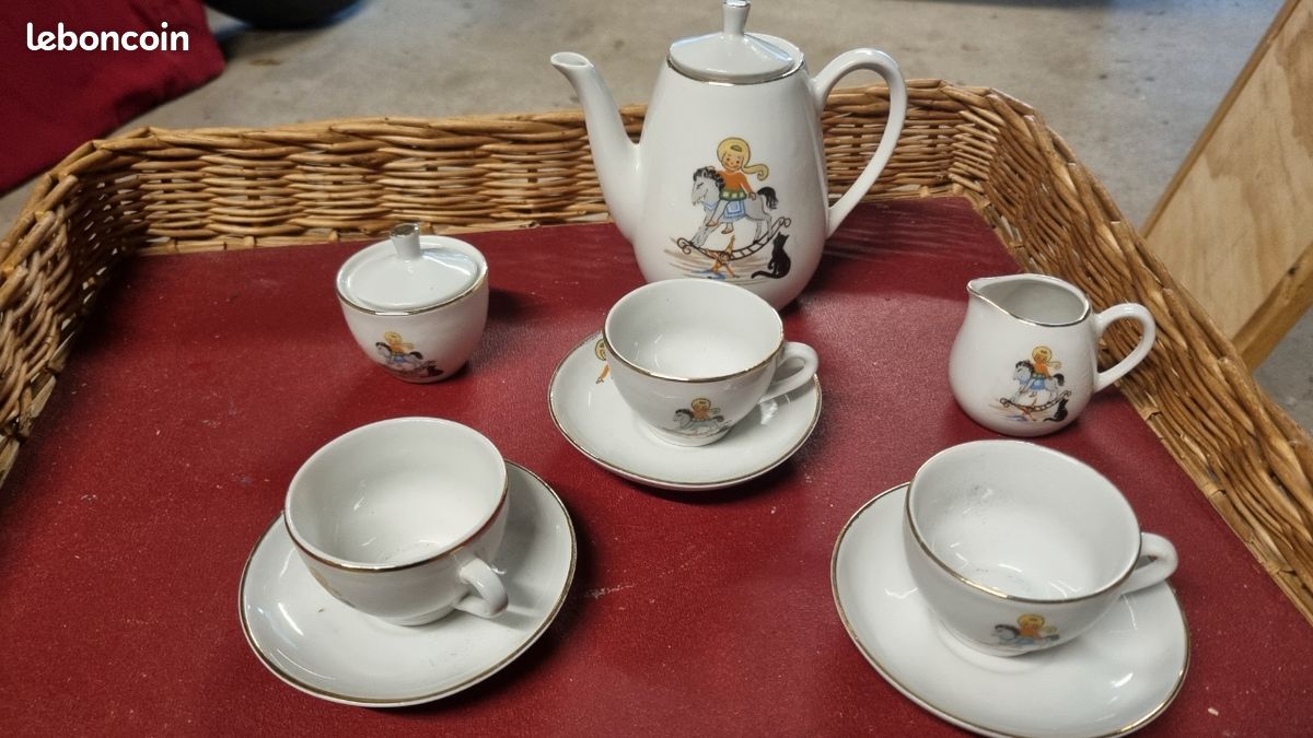 JOUET ANCIEN - Coffret Dinette En Bois Peint - Eria Made In France 1940/50 EUR 60,00 - PicClick DE