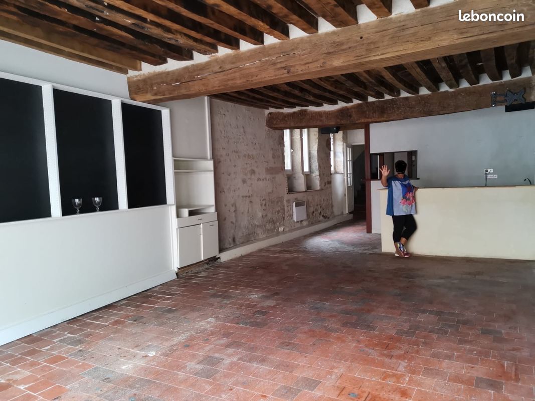 Maison 4 pièces 130 m² · à Moulins-Engilbert · 130 m² · 35 000 €