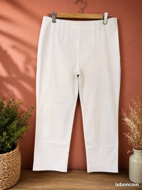 Pantalon blanc femme 7/8 chic taille 40 (image 1)