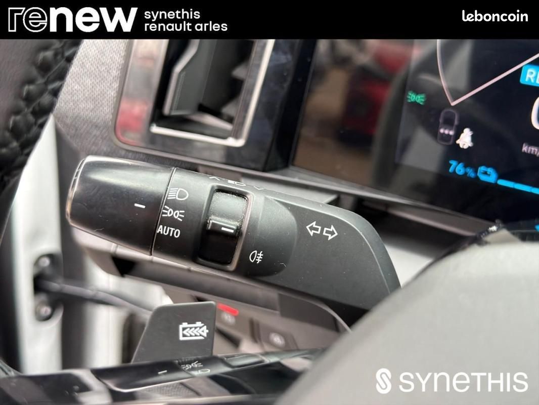 Renault Mégane E-TECH EV40 130ch standard charge Equilibre (image 14)