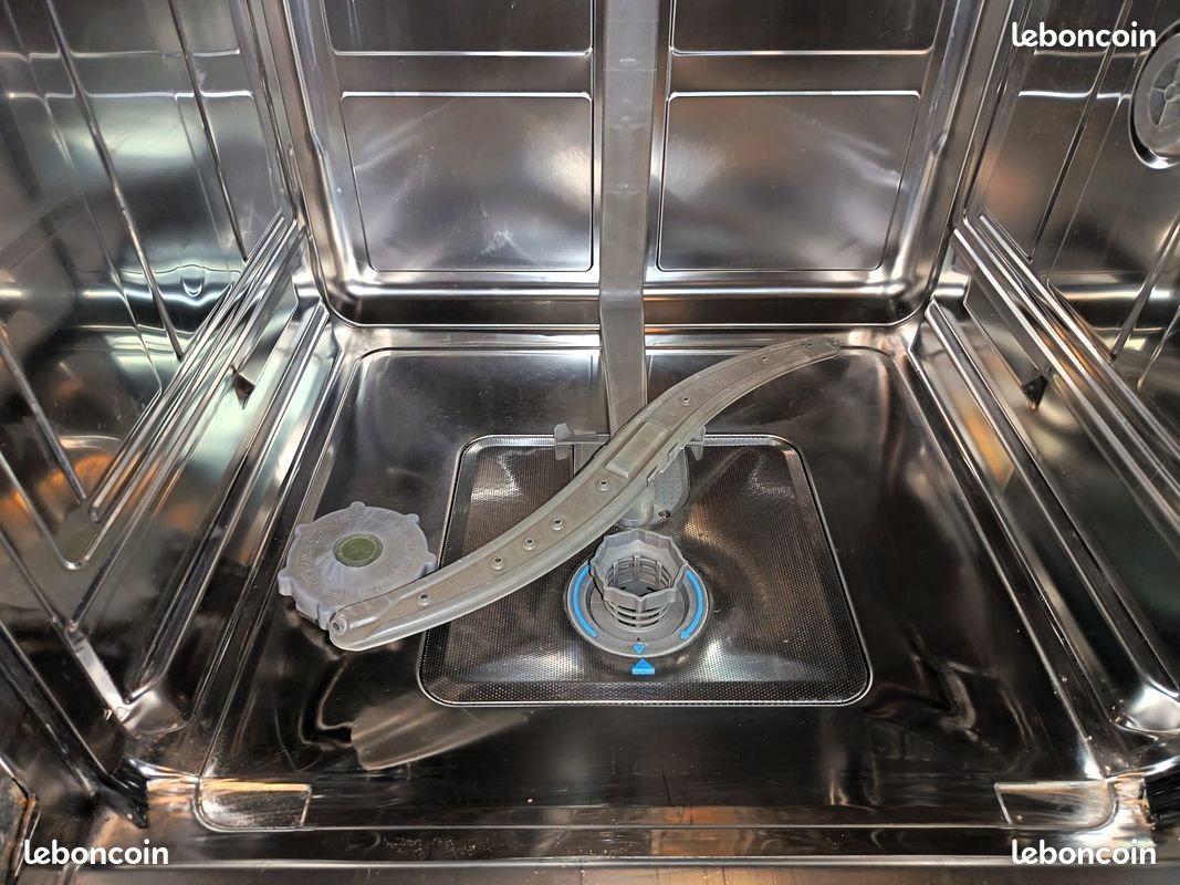 Lave vaisselle encastrable à bandeau inox (NEFF) A++ (image 3)