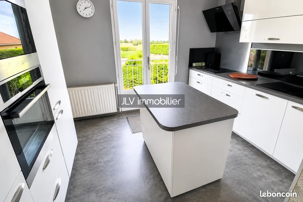 Maison 6 pièces 110 m² · à Pitgam · 110 m² · 258 500 €
