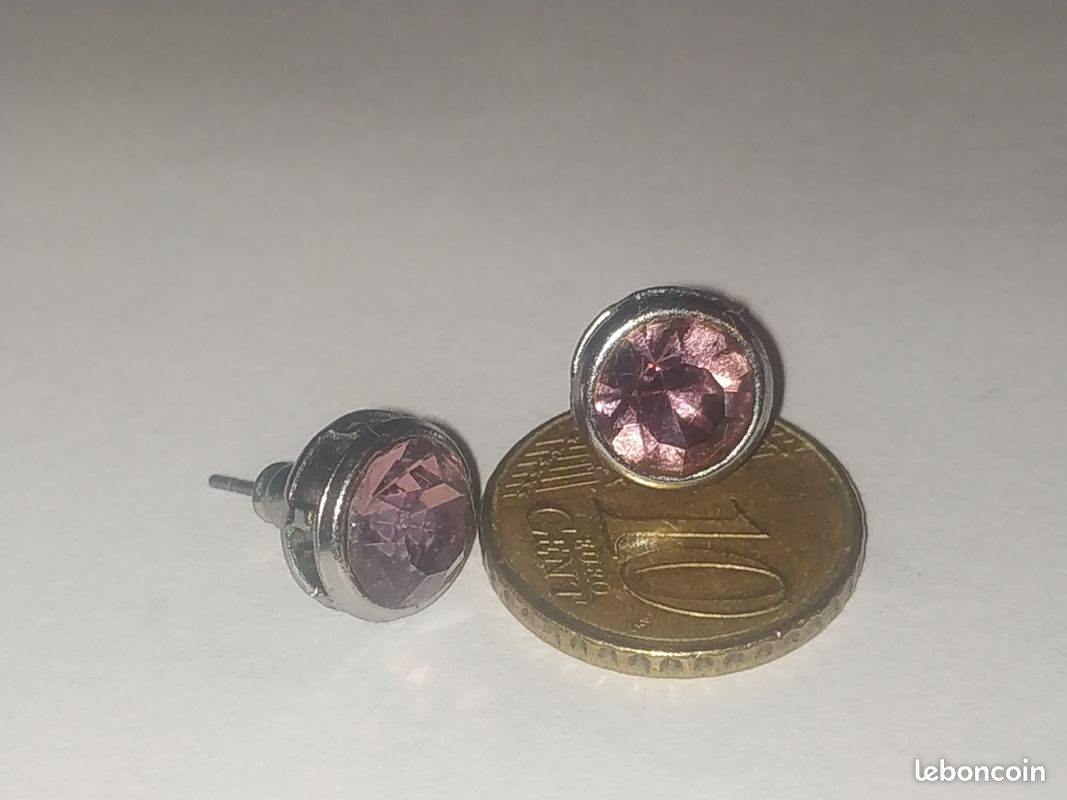 Boucles d'oreilles (image 1)