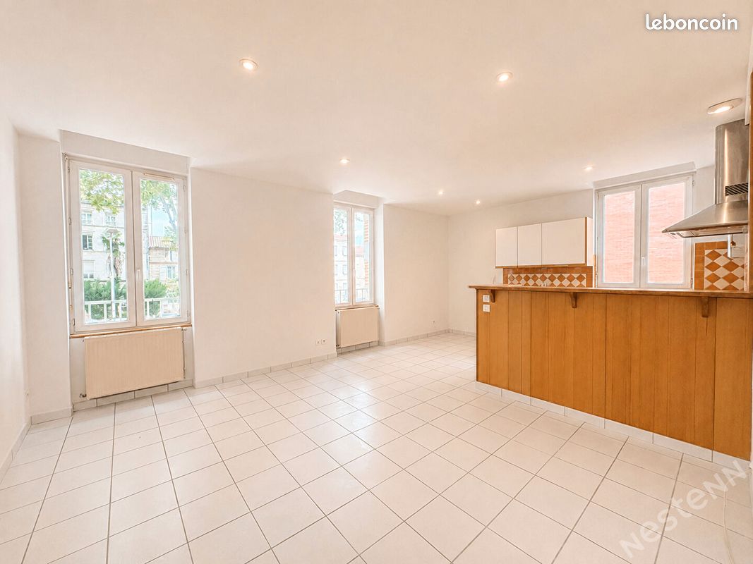 Appartement 3 pièces 72 m² · à Agen · 72 m² · 660 €
