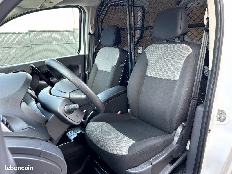 Renault KANGOO II EXPRESS 1.5 DCI 75CH GRAND CONFORT (image 9)