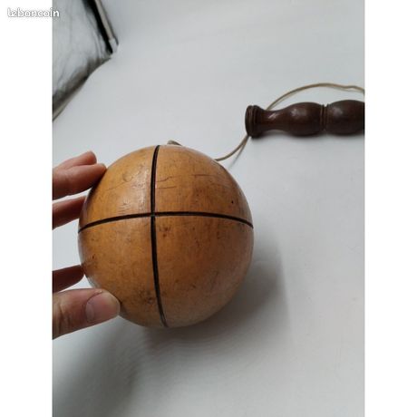 Bilboquet en bois rustique - Jouet de 20 cm