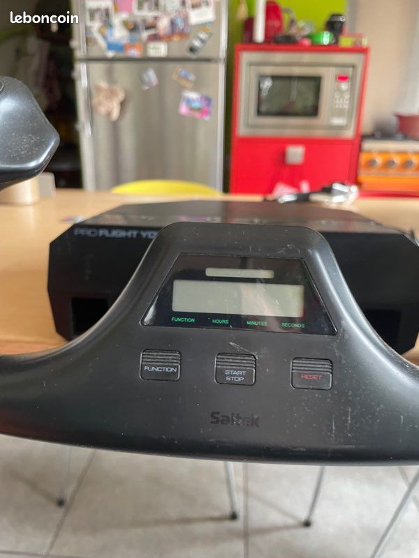 Simulateur de vol Saitek (image 1)