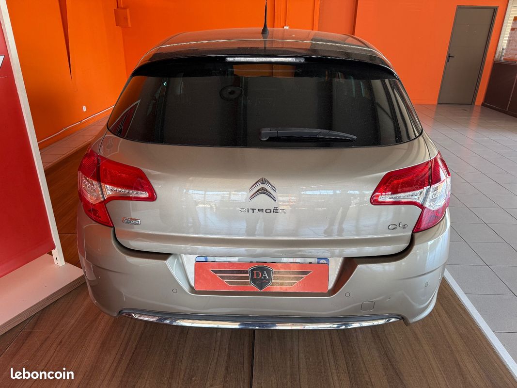 CITROEN C4 C4 e-HDi 115 Attraction (image 6)