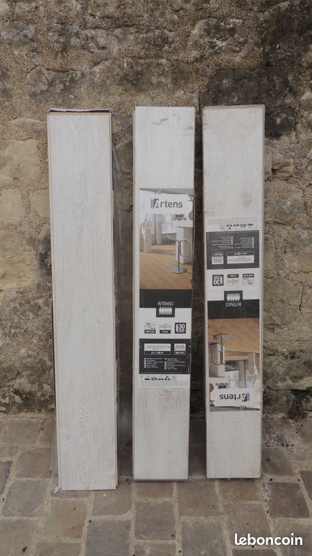 Lot de trois paquets de parquet (image 1)