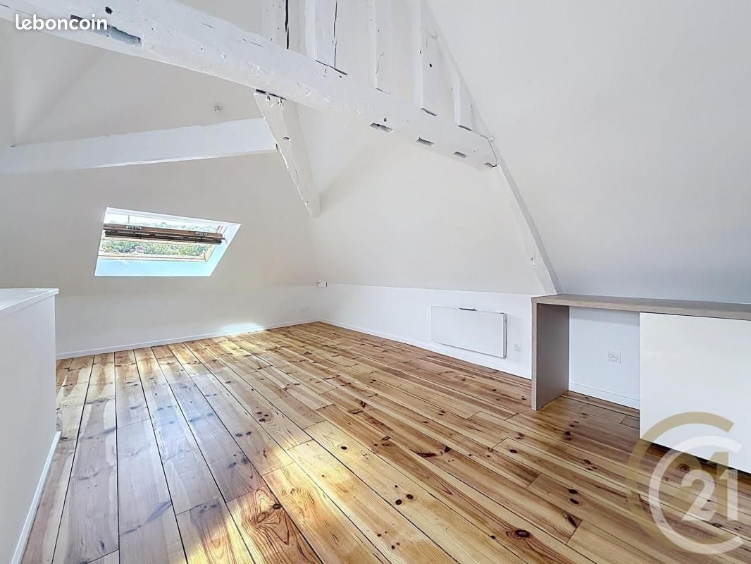 Immeuble 117 m² · à Malaunay · 117 m² · 466 000 €