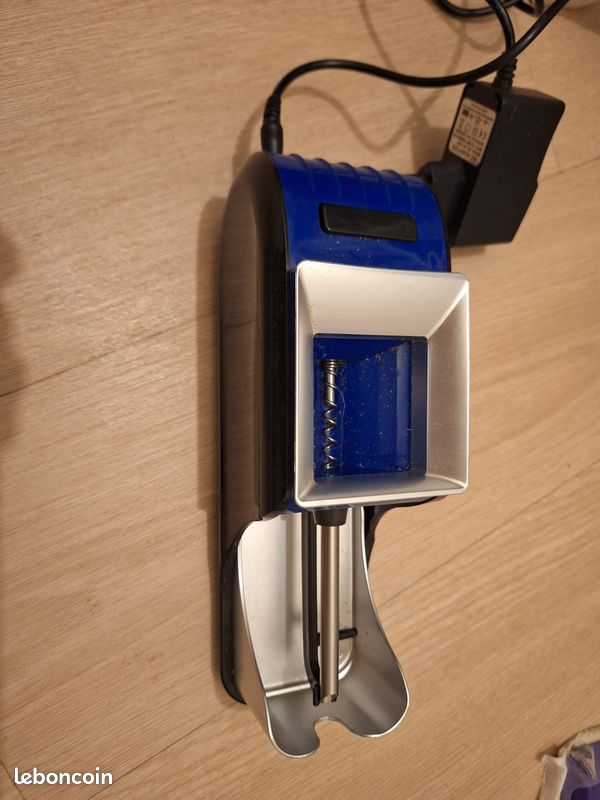 elfbar nachfüll pod läuft aus La MEILLEURE machine à cigarettes jamais vue ! Test et avis 🏆 TUBEUSE  ELECTRIQUE Powermatic 4 ! main image 0