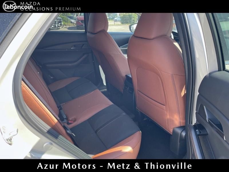 Mazda CX-30 2.0 e-SKYACTIV-X M-Hybrid 186ch Nagisa BVA 2025 (image 11)