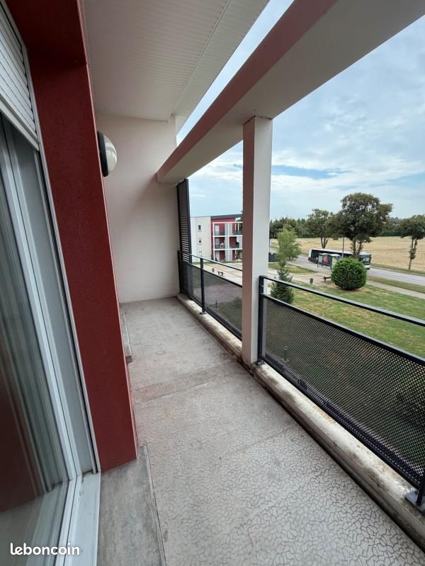 Appartement 3 pièces 72 m² · à La Chapelle-Saint-Luc · 72 m² · 545 €