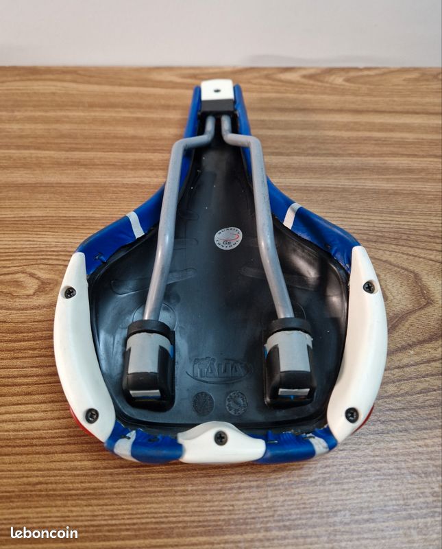Nos Selle Italia Trimatic 2 Pinarello Bleu Selle Vintage Siège Vélo De