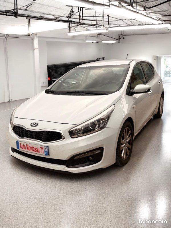 KIA Ceed Phase 2 1.6 CRDi 136 cv (image 1)