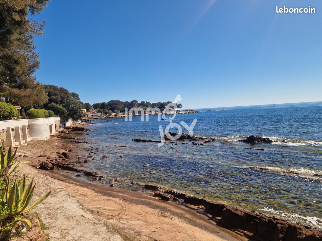 Appartement 1 pièce 27 m² · à Saint-Raphaël · 27 m² · 140 000 €