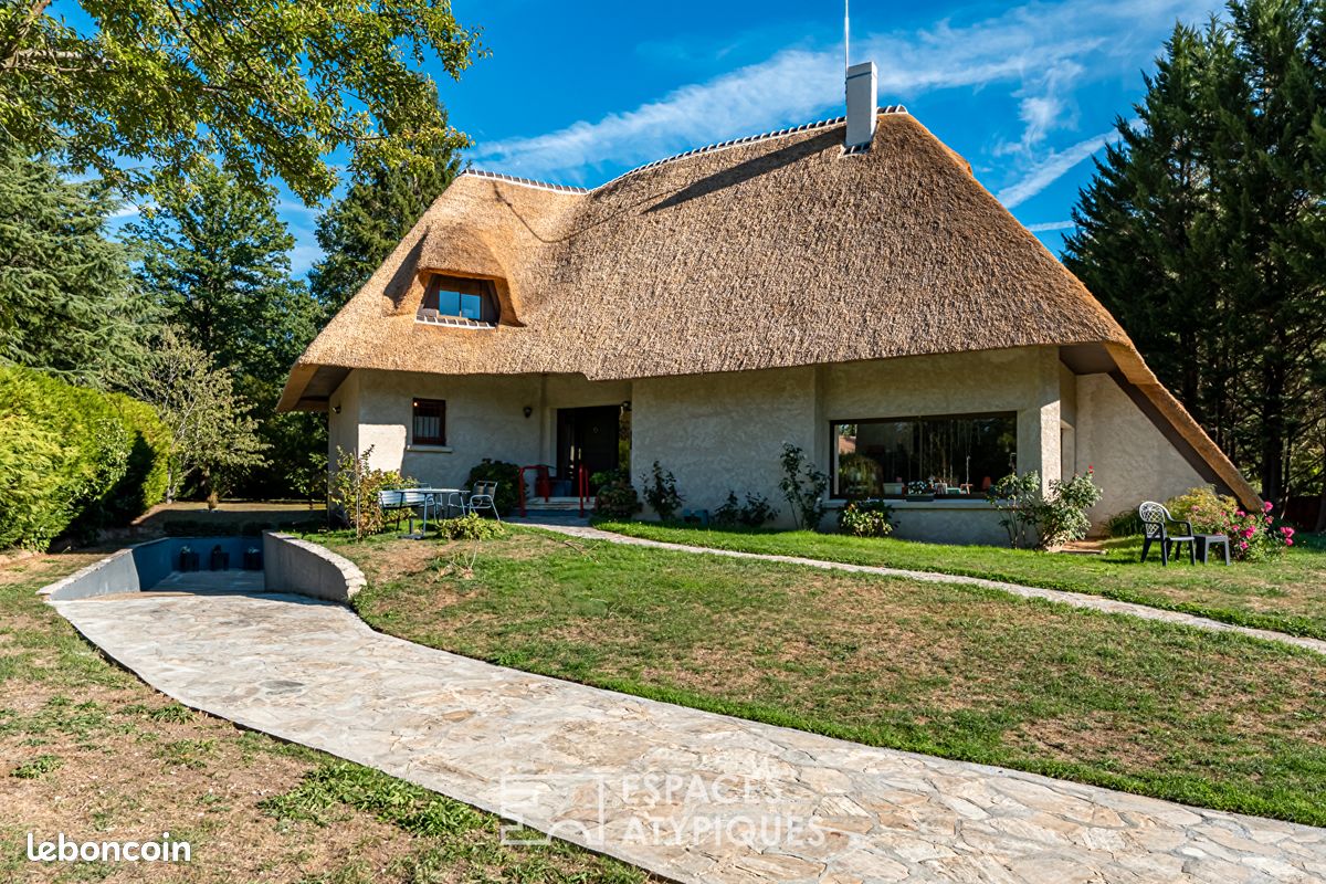 Maison 8 pièces 220 m² · à Saint-Rémy-l'Honoré · 220 m² · 1 098 000 €